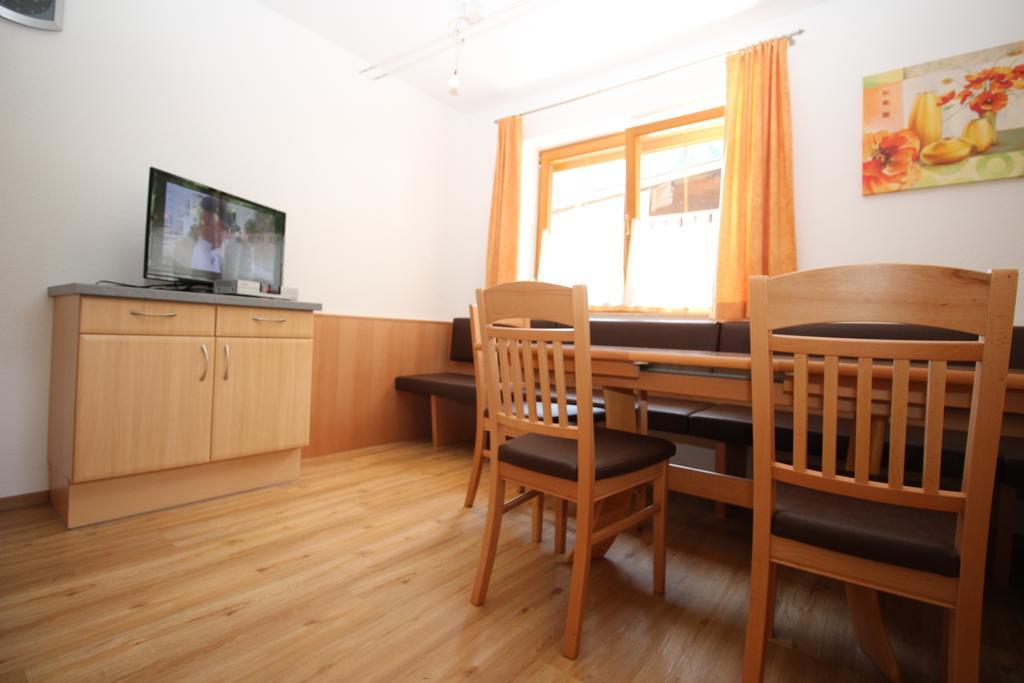Haus Peter Schiestl Διαμέρισμα Zell am Ziller Δωμάτιο φωτογραφία